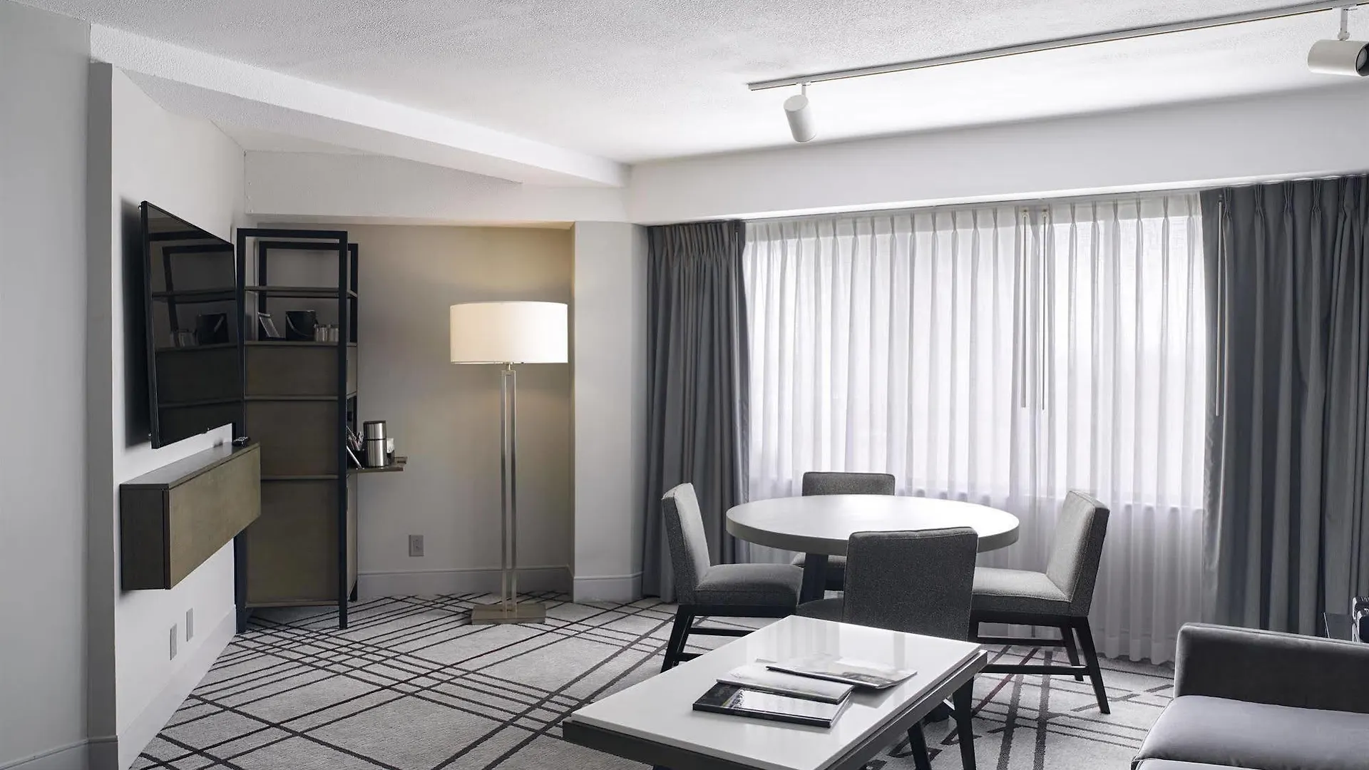 Hyatt Regency Луисвилл 3*,