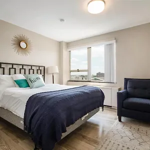 Apartment Cozystays Stylish In Downtown, Louisville